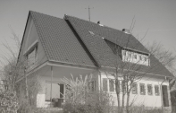 Verwaltungsgebäude, Hüttenweg 12